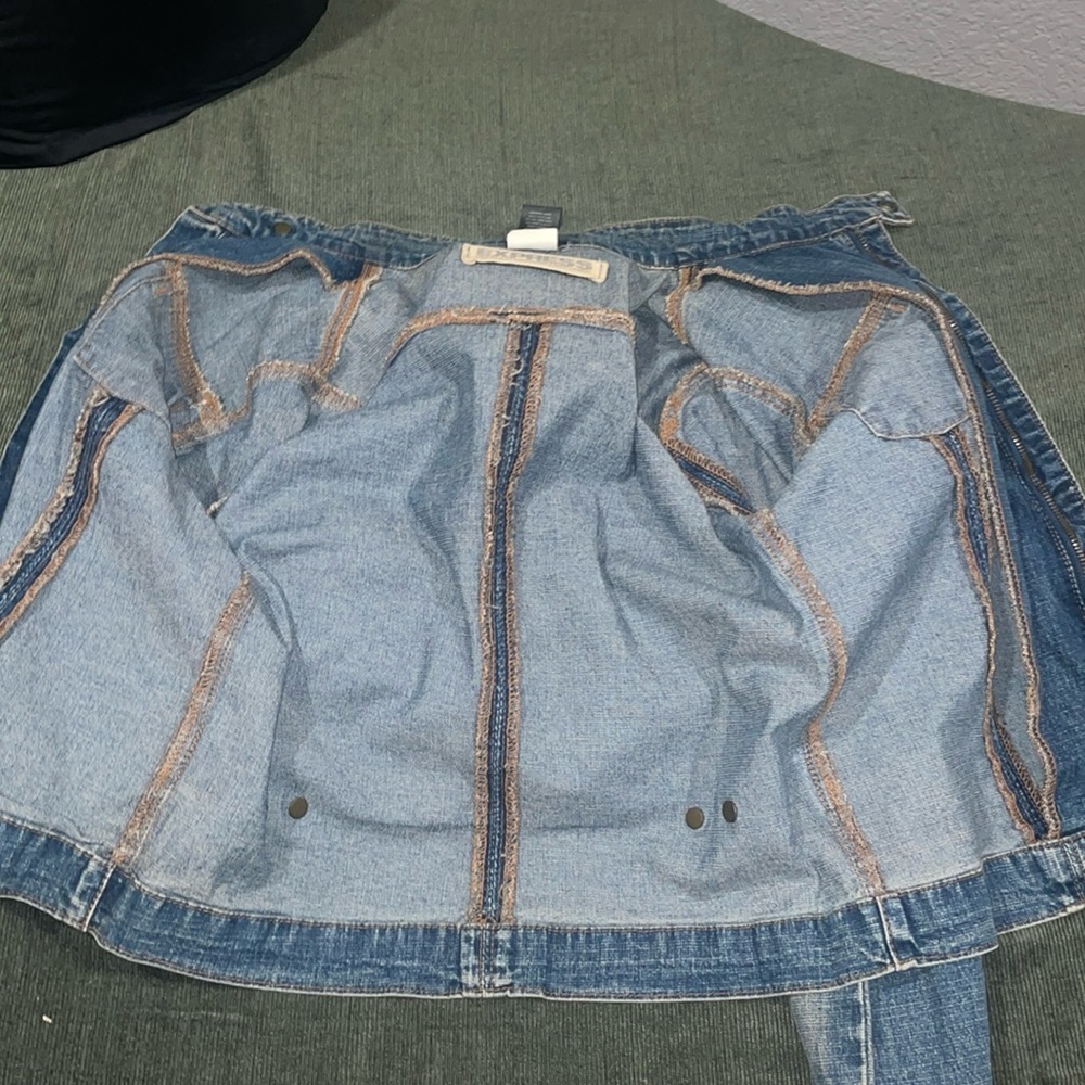 Express Jean Jacket - Picture 7 of 8